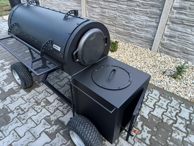 BBQ smoker gril
